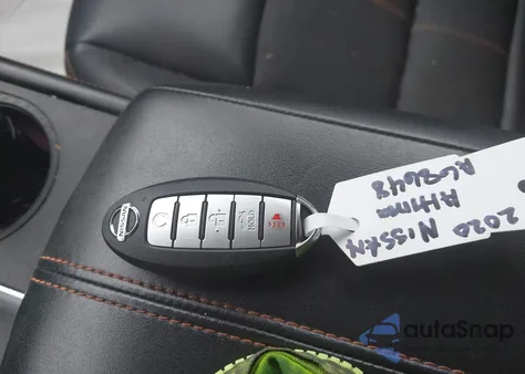 2020 Nissan Altima Sr z USA, uszkodzony, nr VIN 1N4BL4CV3LC114999